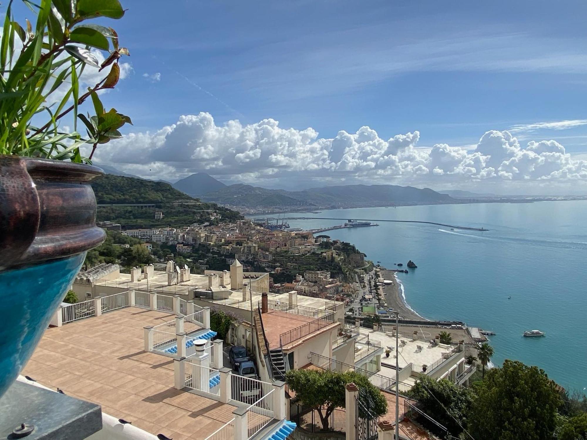 Casa Vacanza: The Wind Rose Vietri Luaran gambar
